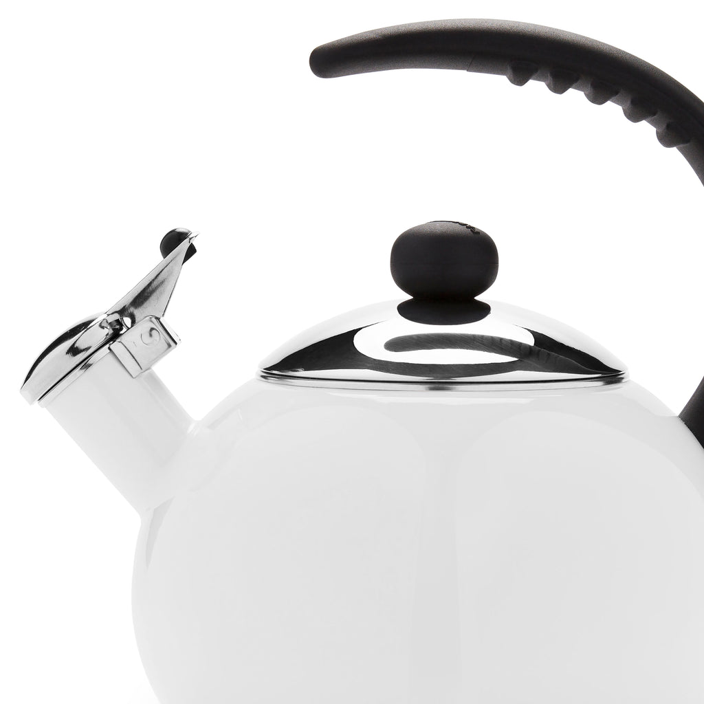 Luna Porcelain Enamel 2.5 Quart White Tea Kettle